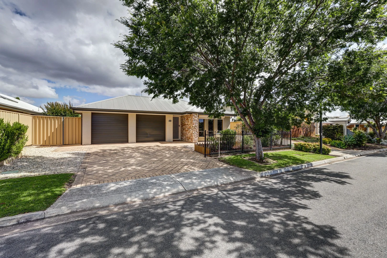 90 Aldinga Beach Road