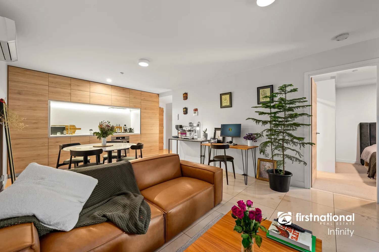 911/12 Queens Road (1/16)