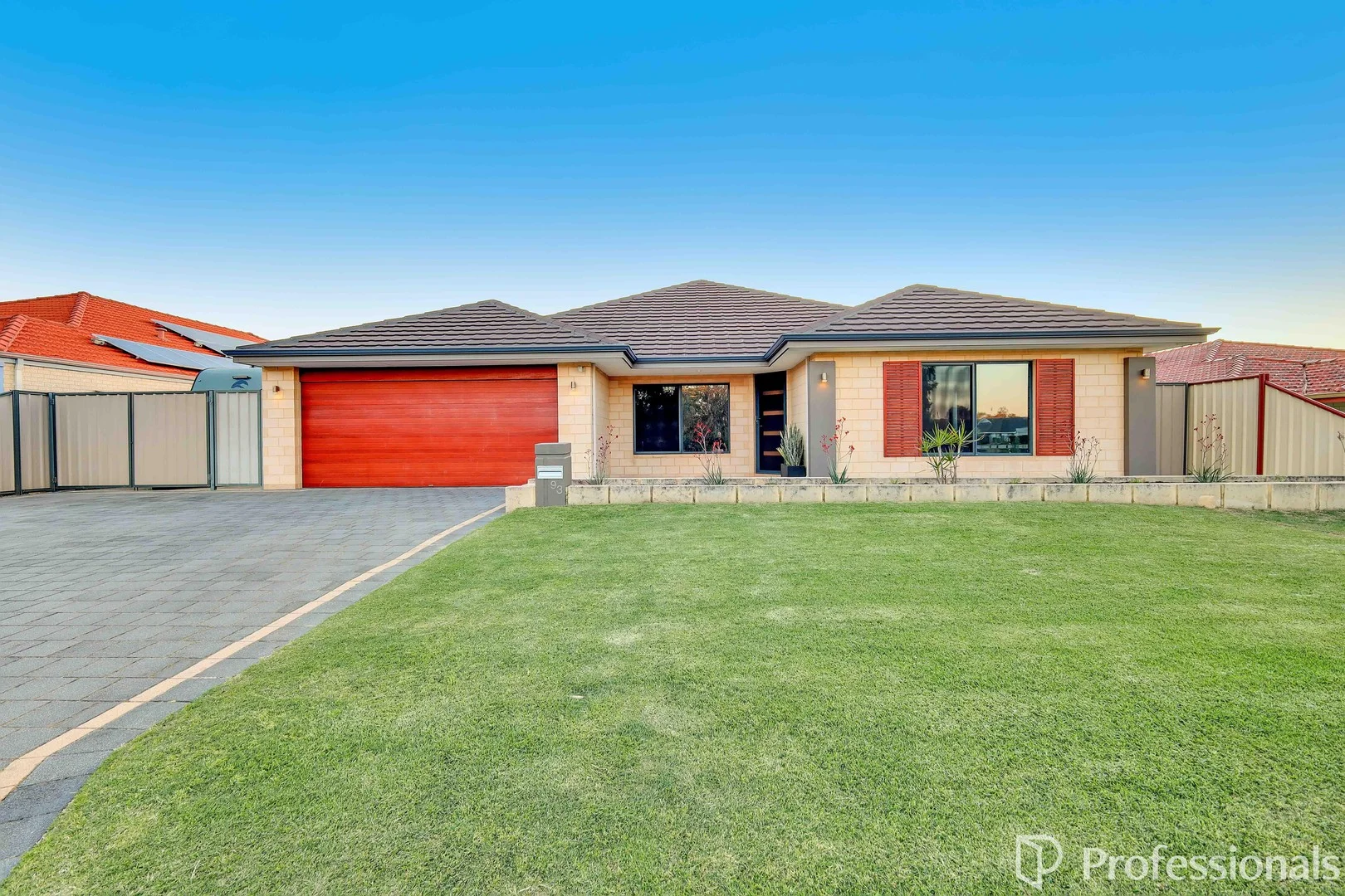 93 Birnam Road (1/39)