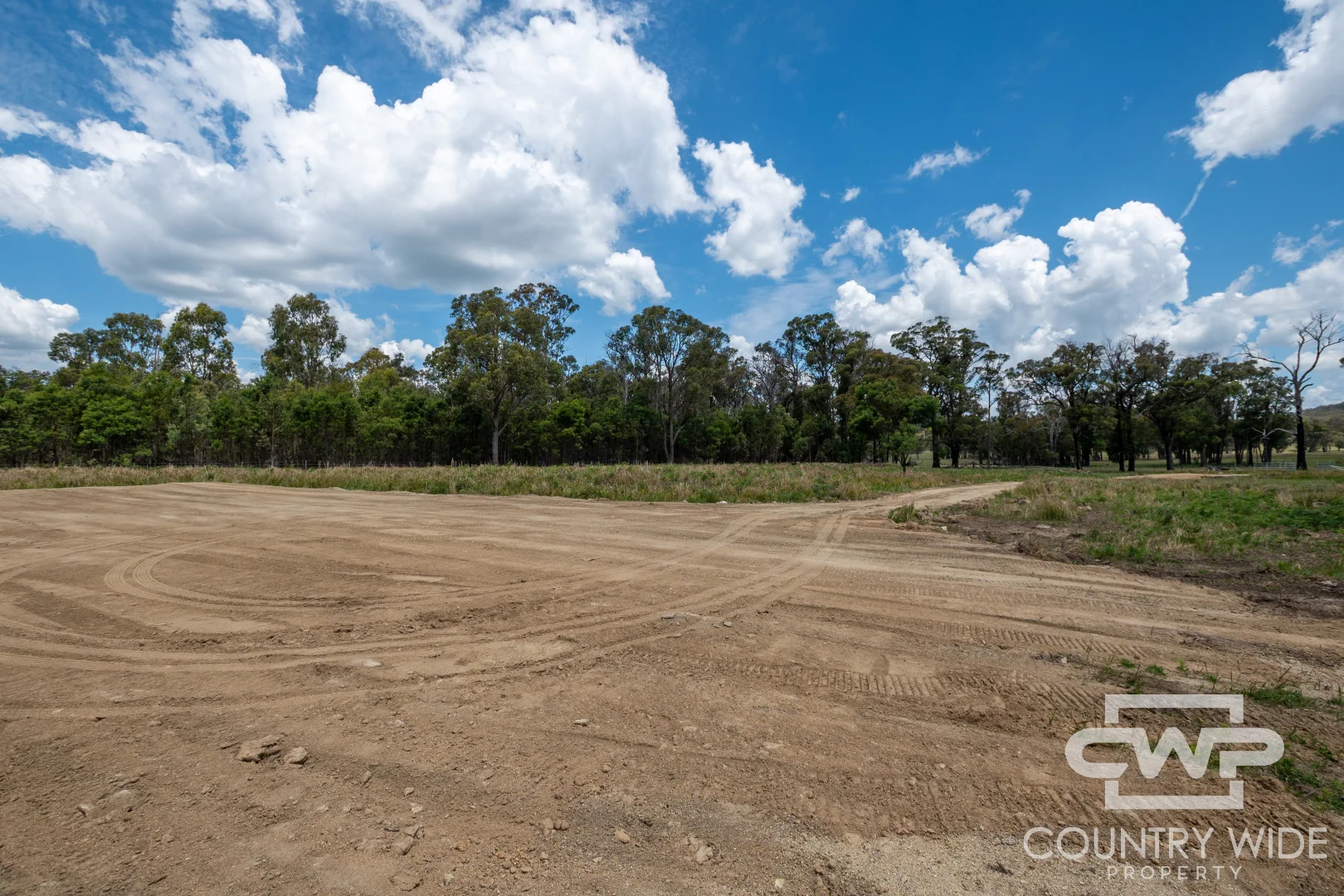 93 Cemetery Rd - Image 3