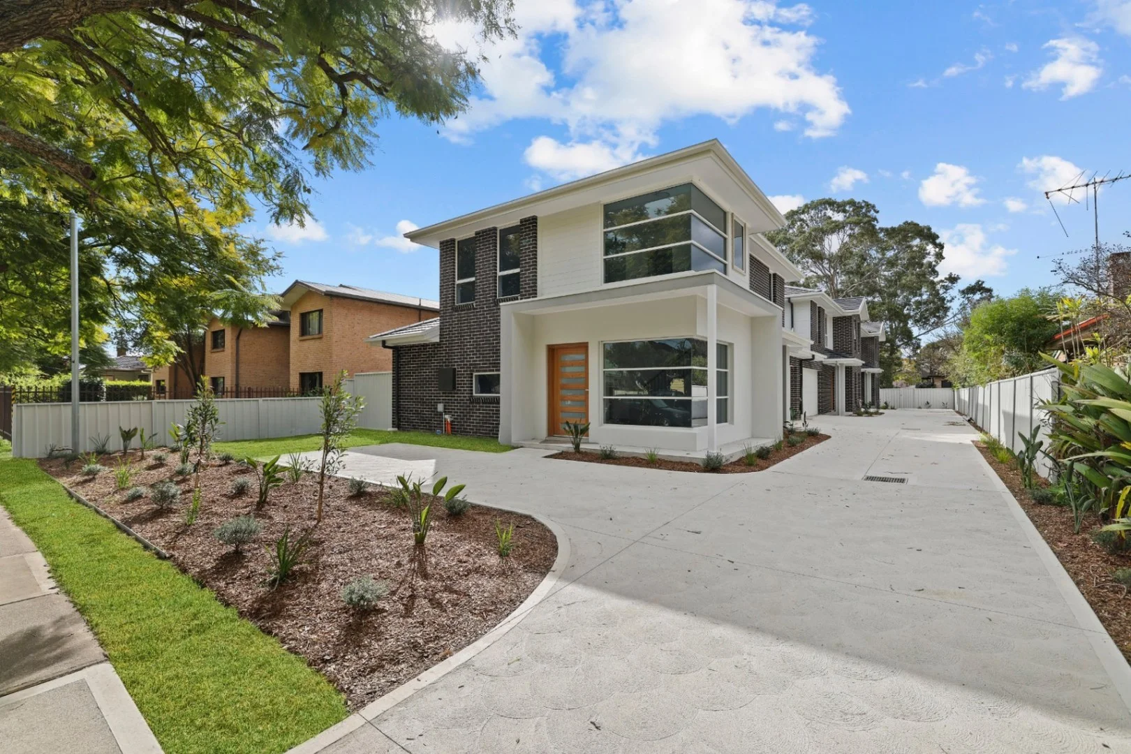93 Lennox Street (1/1)