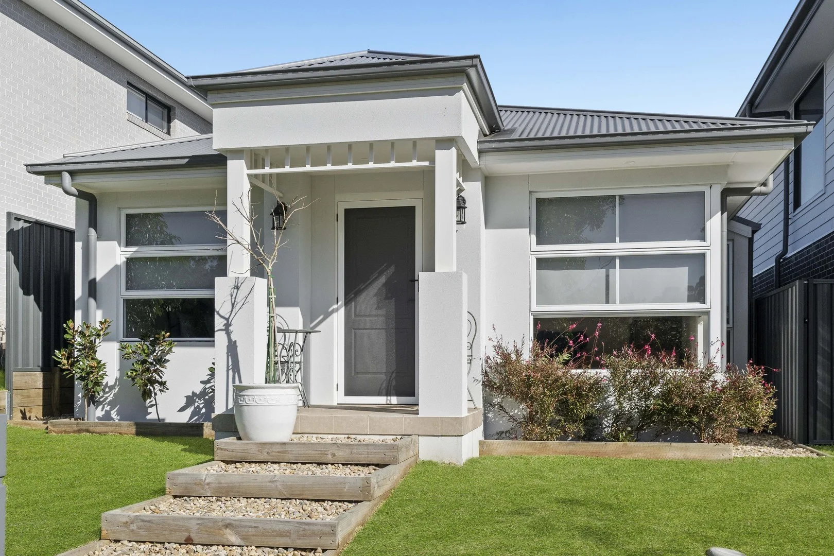 93 Liz Kernohan Drive (1/24)