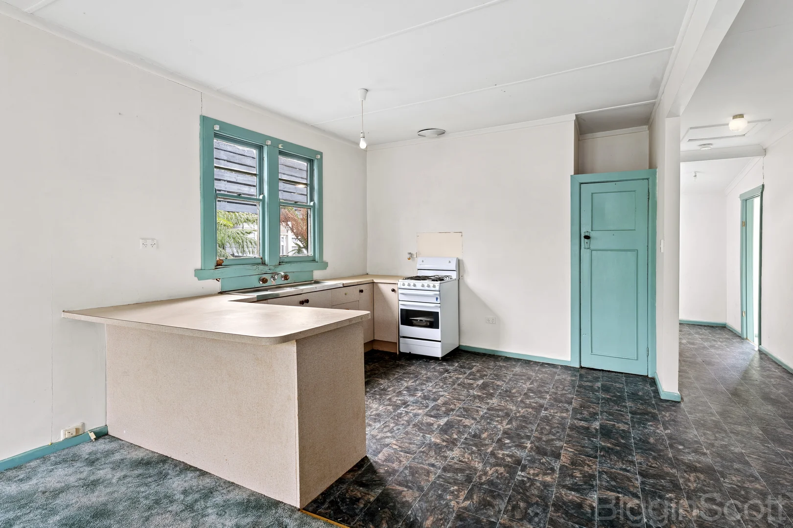 93 Raglan Street - Image 5