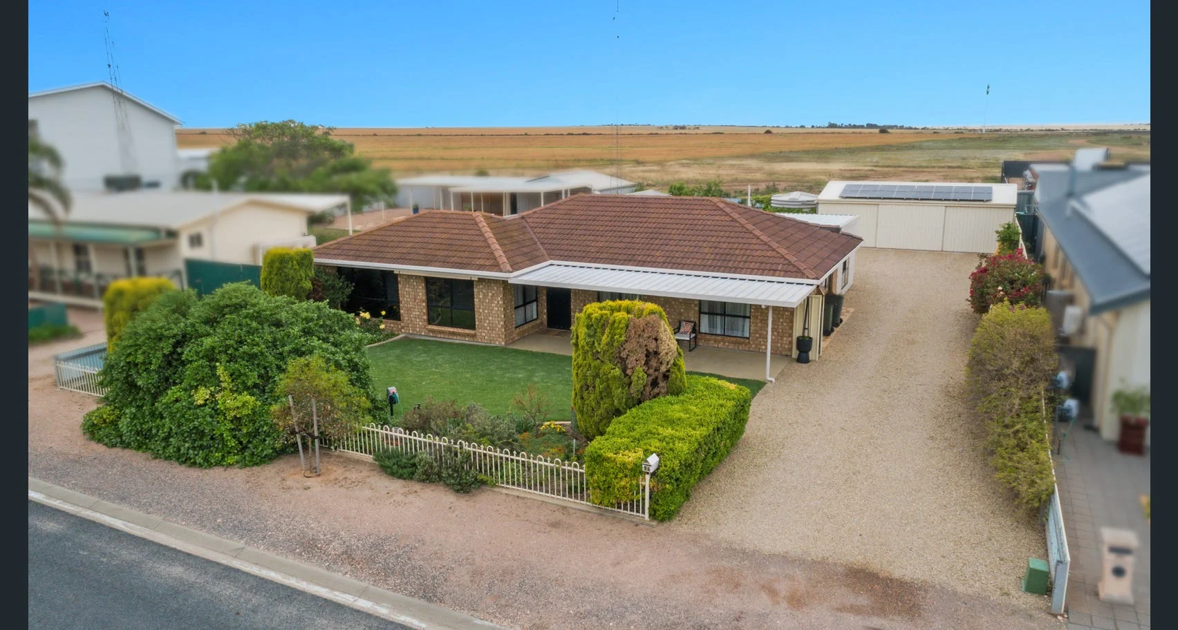 94 Clayton Drive - Image 3