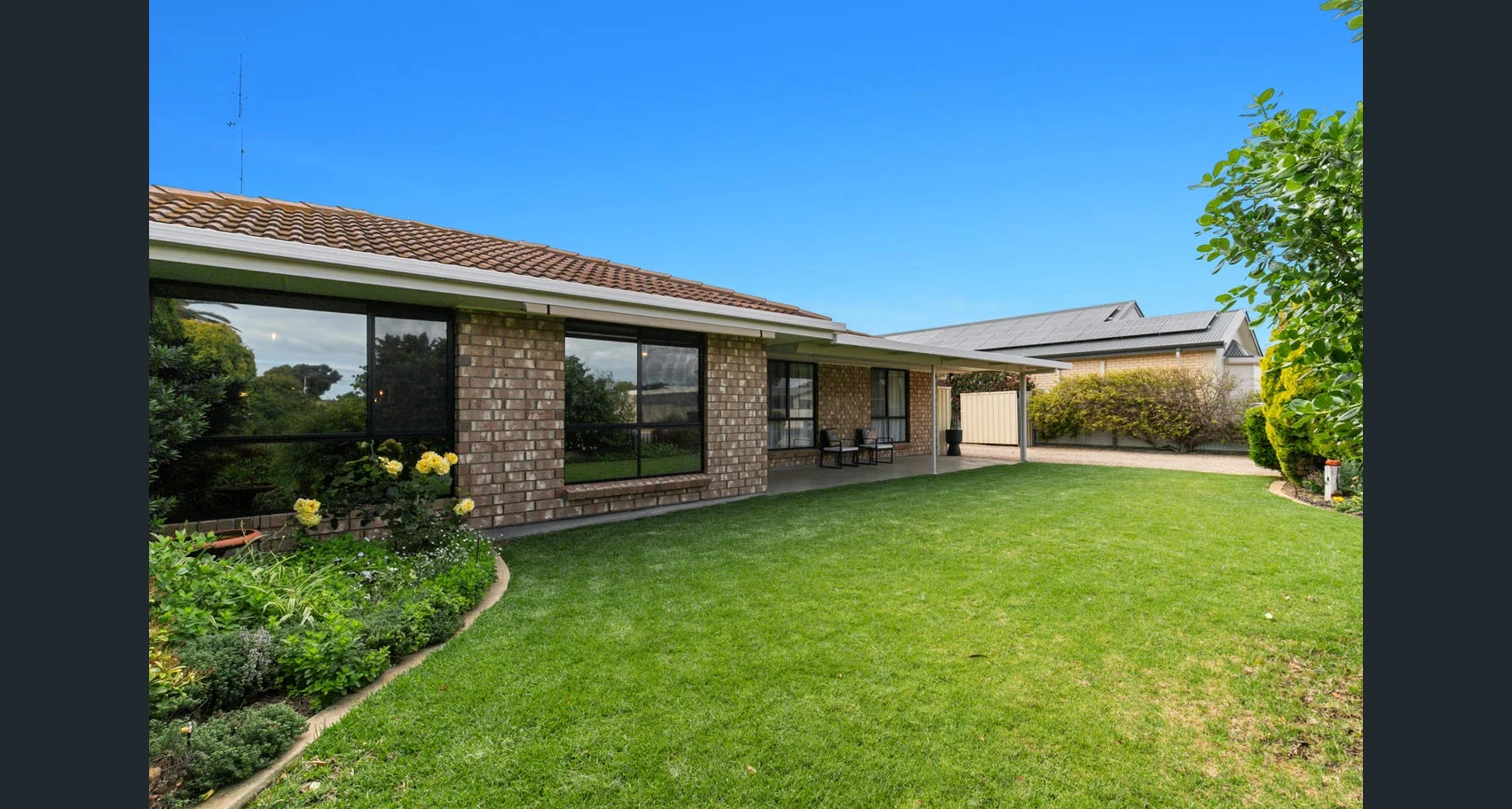 94 Clayton Drive - Image 2