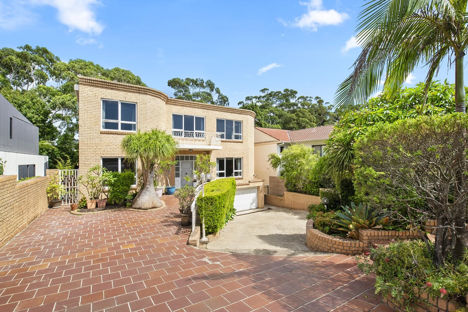 94 Tunstall Avenue (1/24)