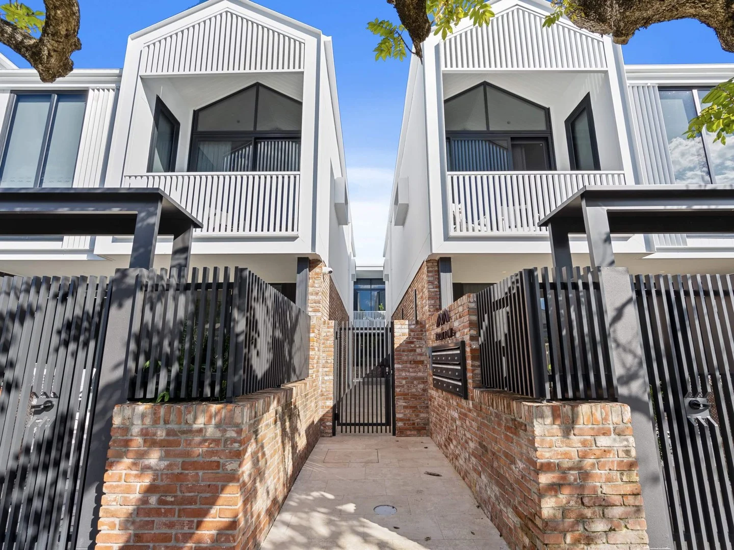 95 Stevenson Street (1/22)