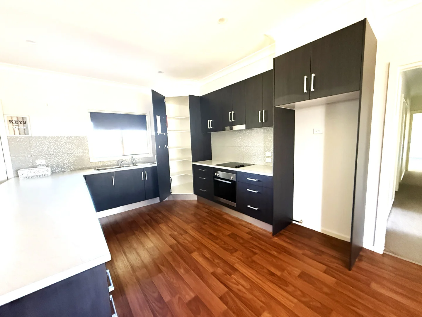 96 Fairfield Road - Image 4