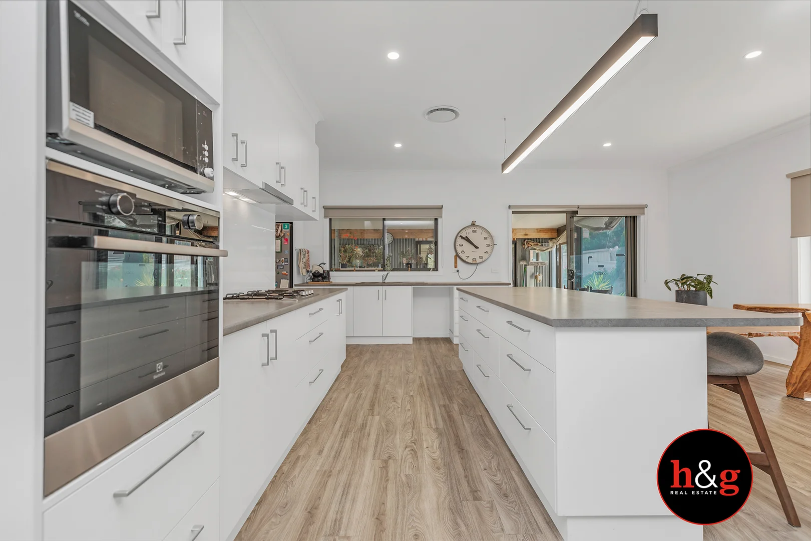 972 Graham Road - Image 4
