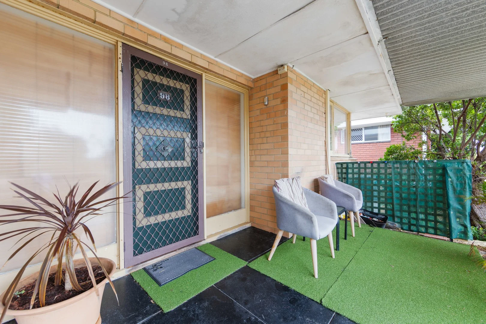 98 Hastings Street (1/31)