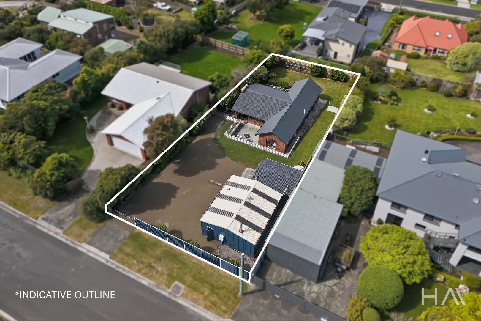 98 Richard Street - Image 2