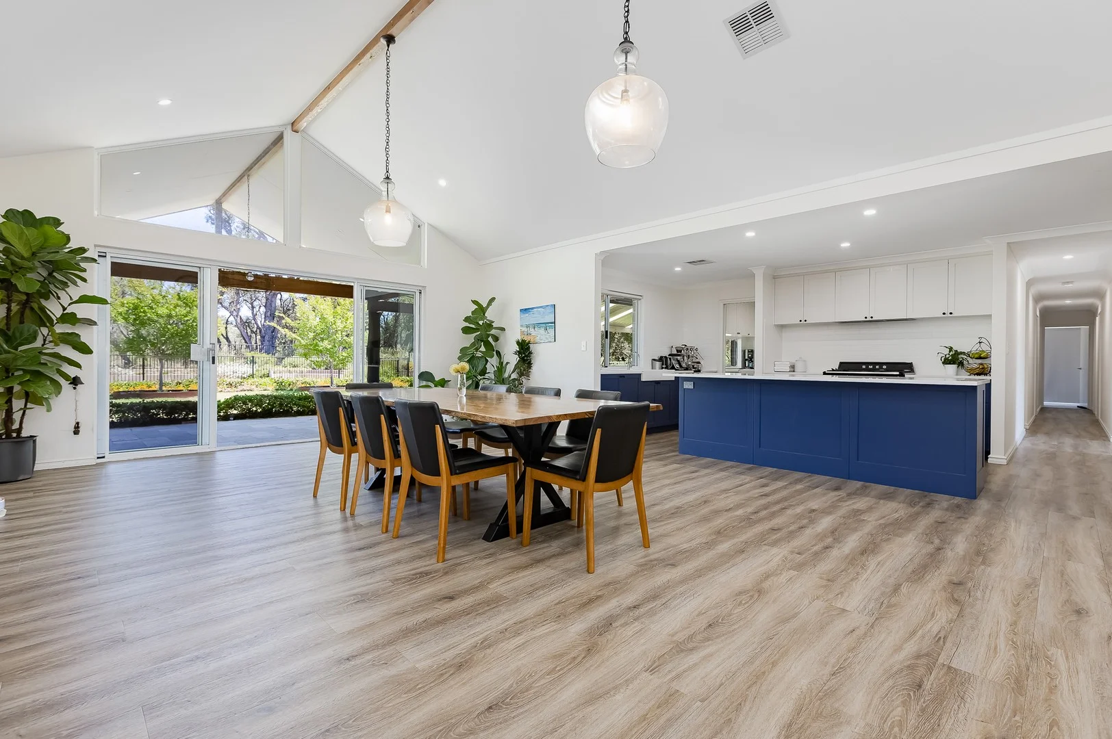99 Tuart Road (1/31)
