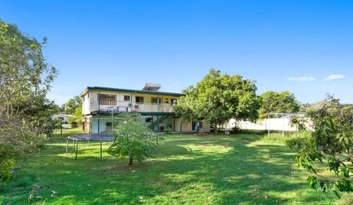 99 Velorum Drive (1/14)