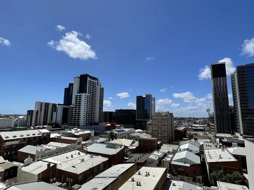 9J/811 Hay Street (1/10)
