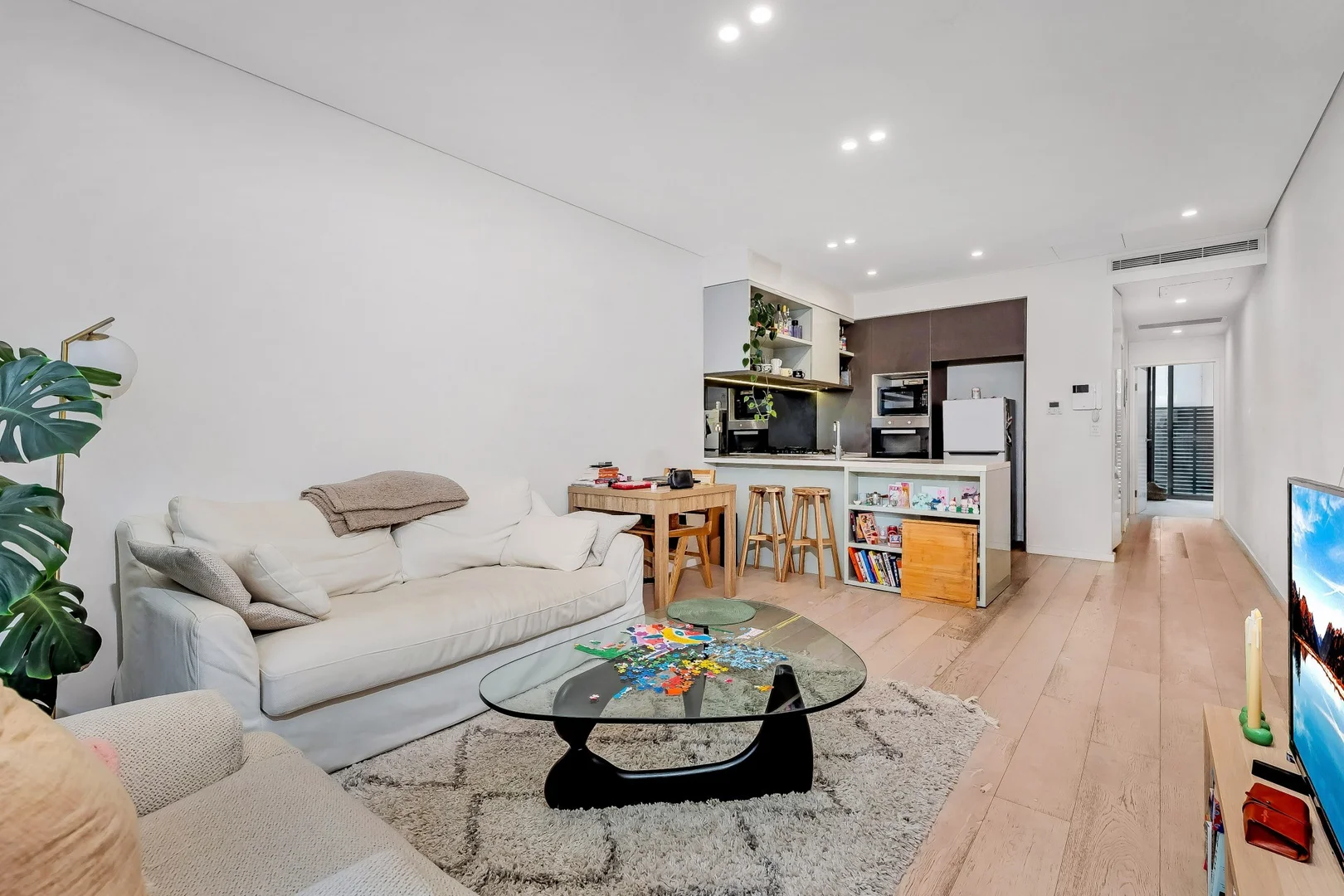 G10/52 Alice Street (1/10)