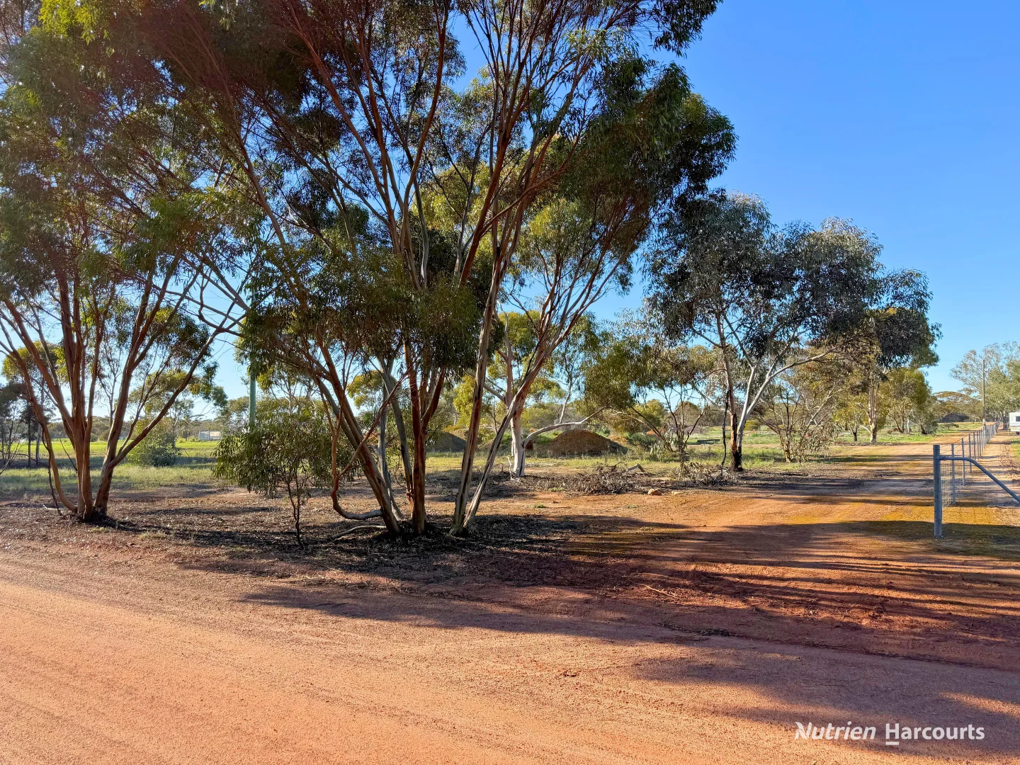 Lot 122 Parkes Street - Image 3