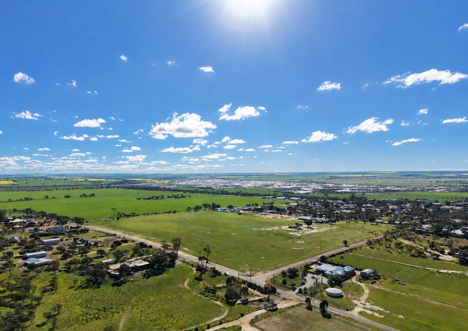 Lot 5 Watts - Image 4