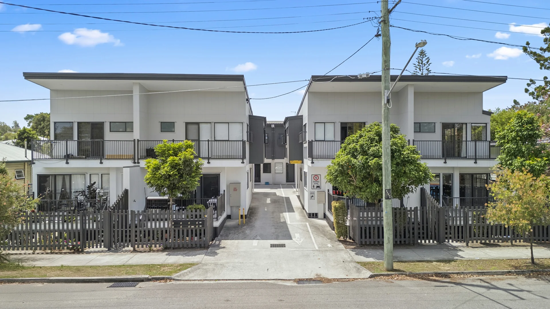 Unit 1/77 Albion Road (1/25)