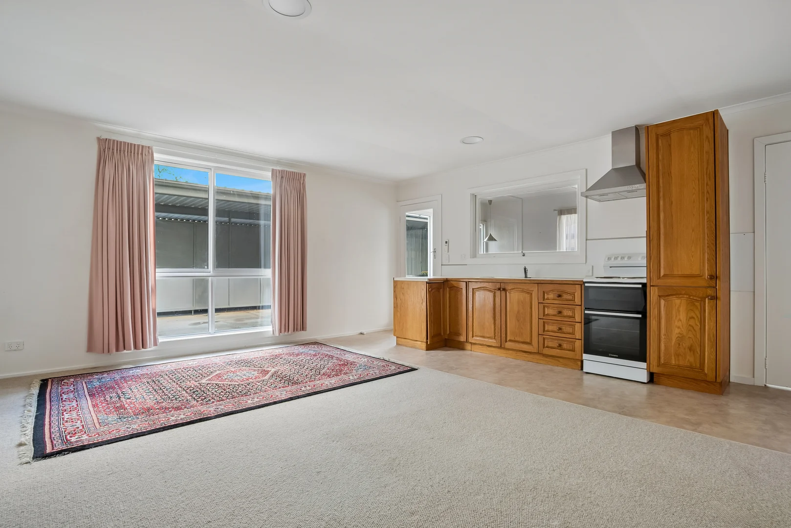 Unit 3/1891 Mount Macedon Road - Image 4