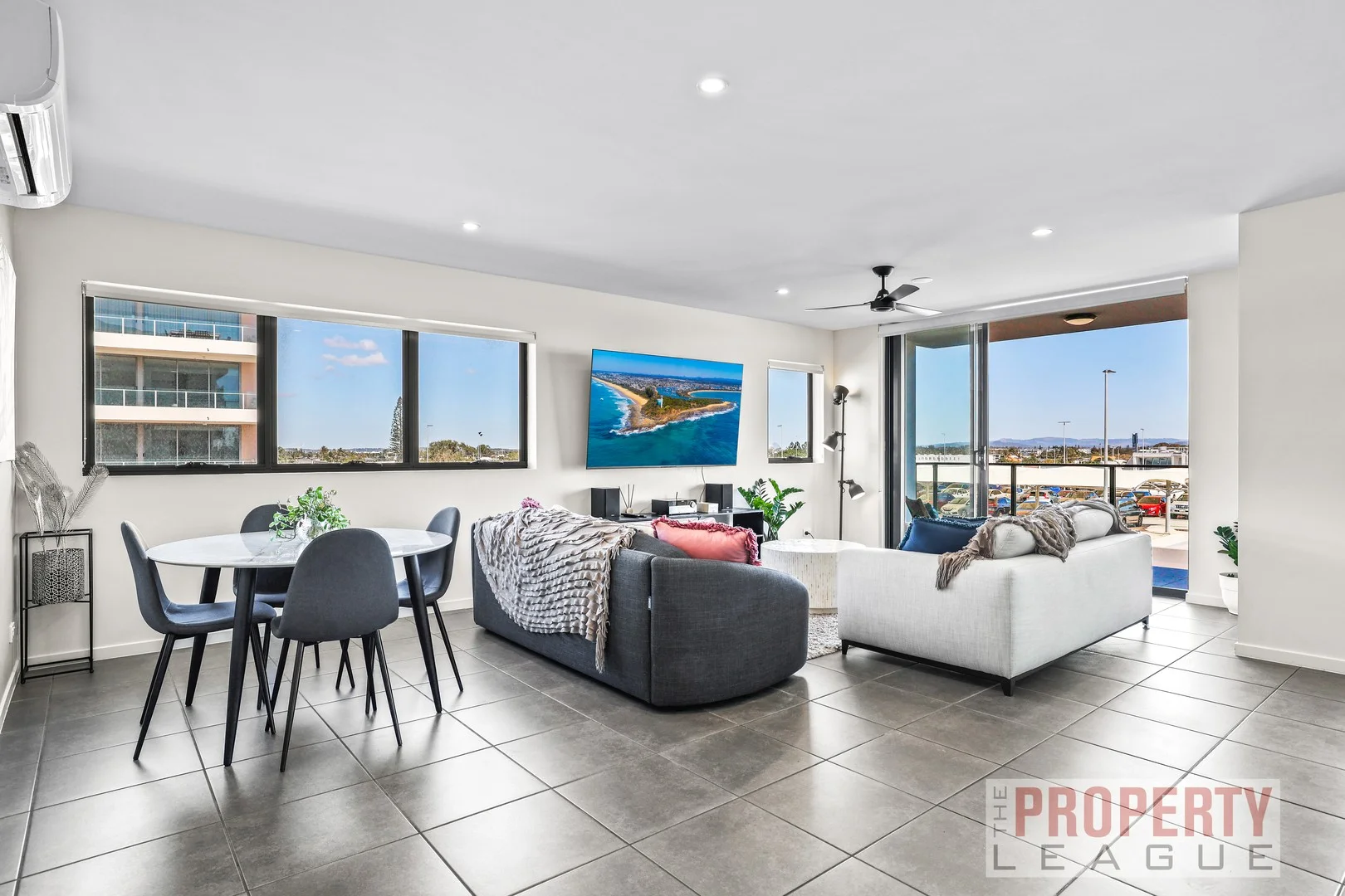 Unit 306/5 Bermagui Cres (1/23)
