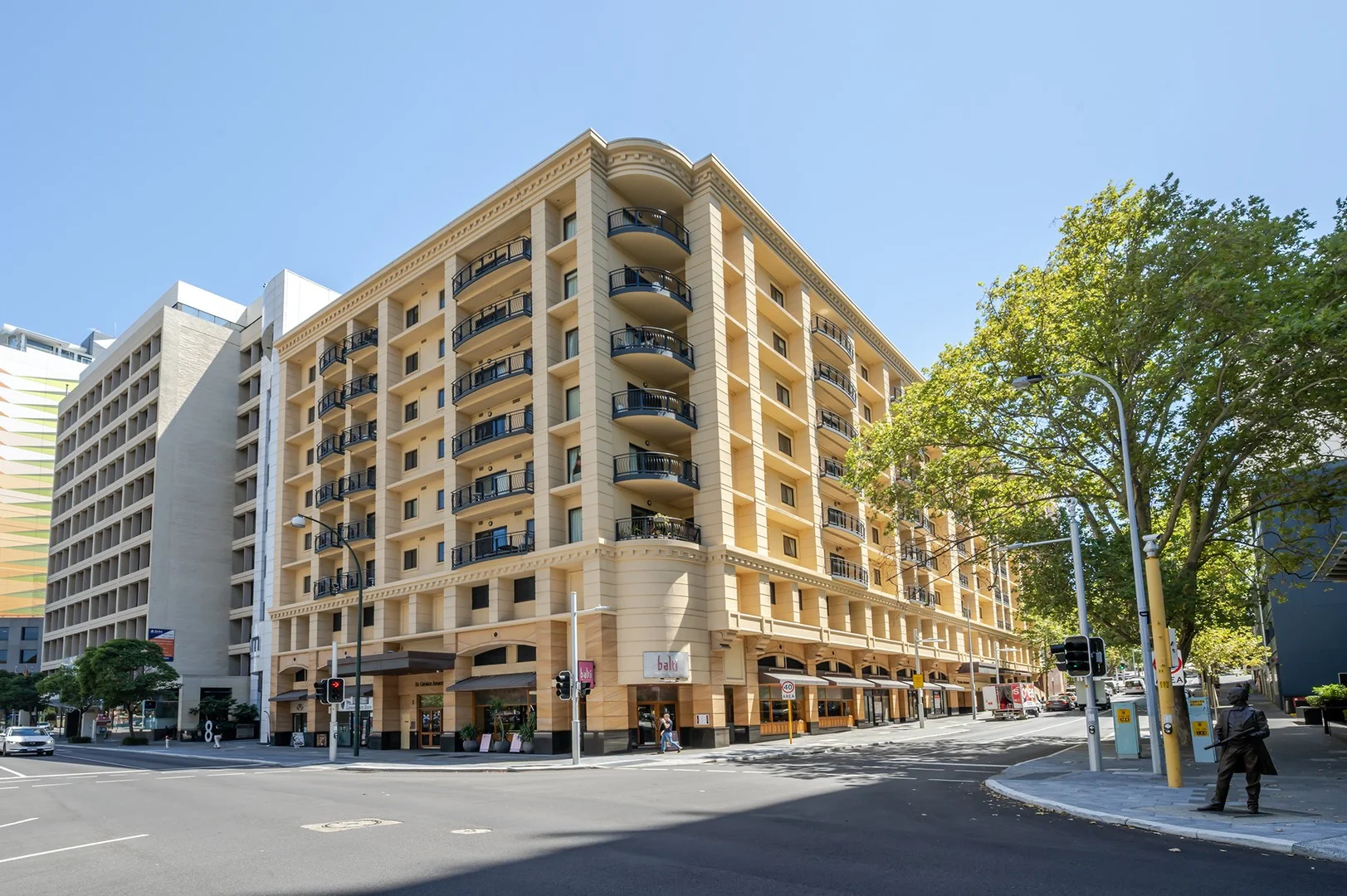 V707/9 Victoria Avenue (1/20)